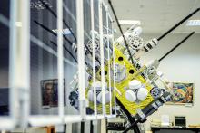 Макет КА «Ионосфера-М» (проект «Ионозонд») на выставке ИКИ РАН (с) Т.Жаркова, ИКИ РАН, 2022