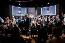 Приветствие Нобелевских лауреатов. Фото (с) Patrick Kunkel/Lindau Nobel Laureate Meetings Приветствие Нобелевских лауреатов. Фото (с) Patrick Kunkel/Lindau Nobel Laureate Meetings